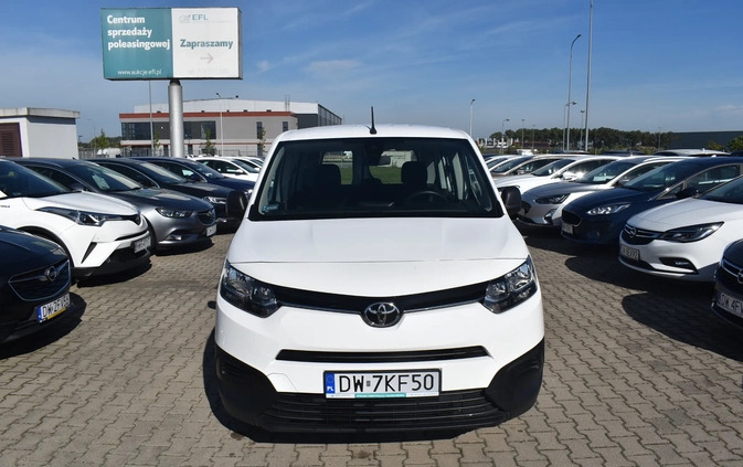 Toyota Proace City Verso cena 67800 przebieg: 150154, rok produkcji 2020 z Trzcianka małe 631